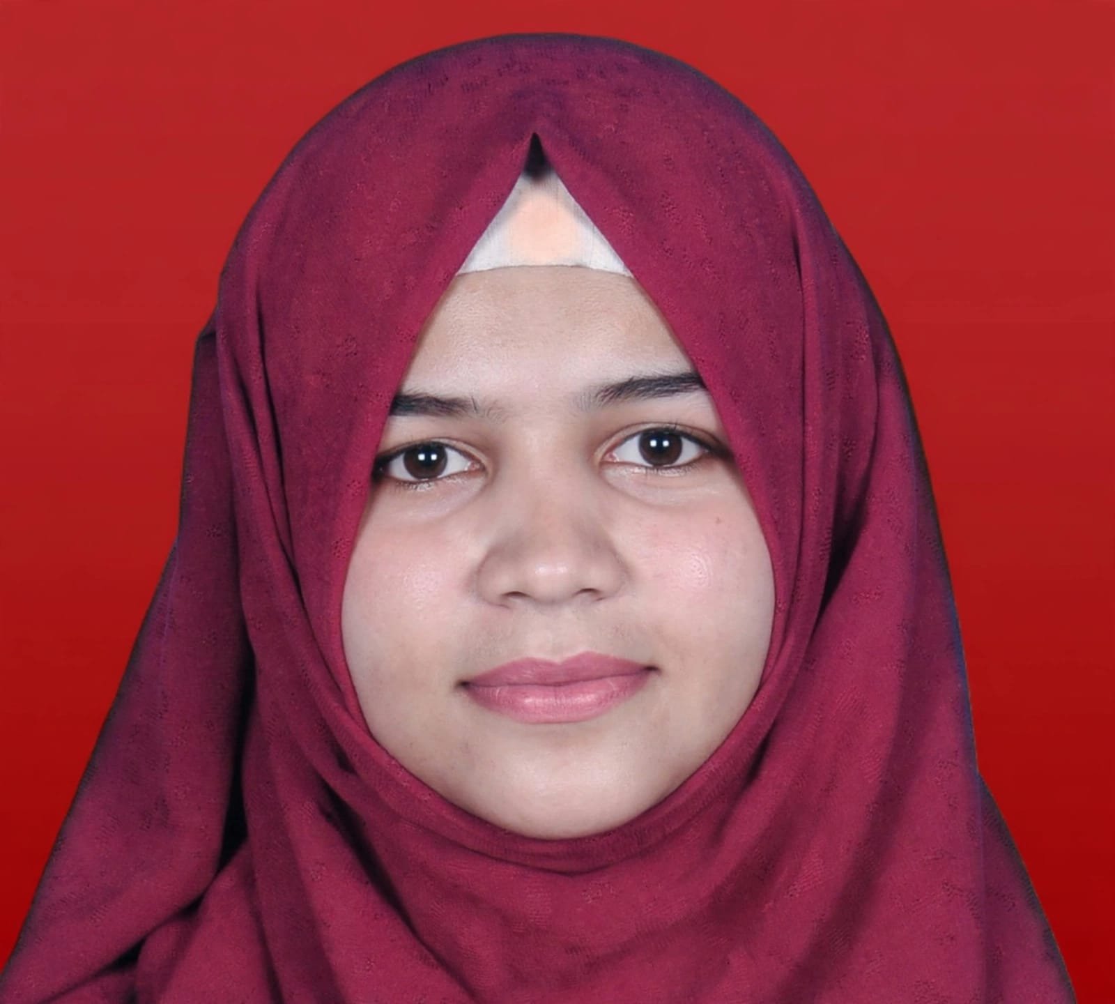 Miss MUZNA SHAIKH
